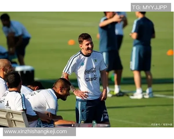 足球明星如何在梦中追逐荣耀与梦想的奇幻旅程 足球明星如何在梦中追逐荣耀与梦想的奇幻旅程